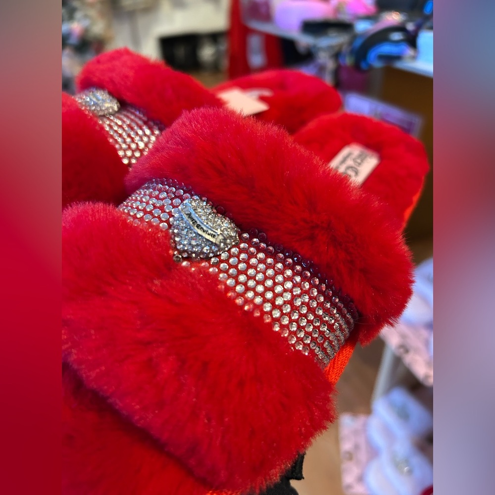 Juicy Couture slippers size5/6